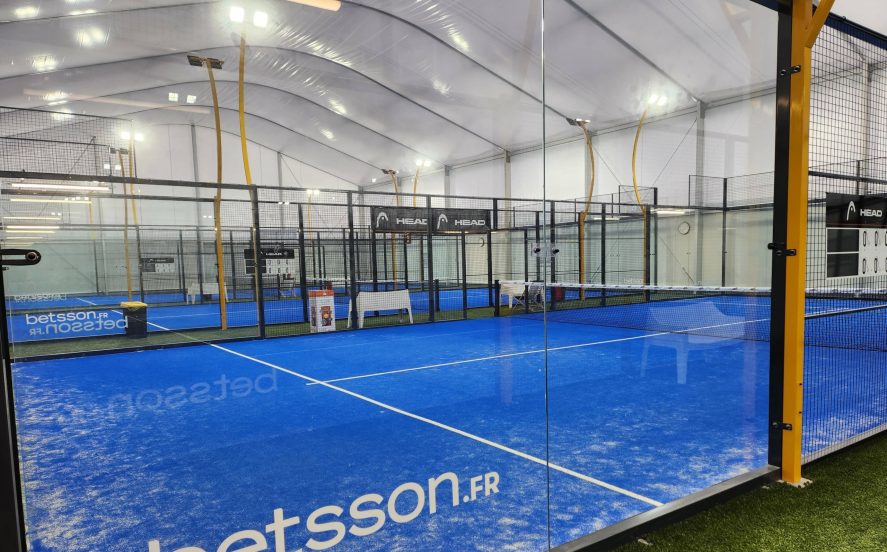 piste indoor UrbanPadel Dijon
